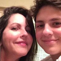 Elizabeth Chavez Photo 4