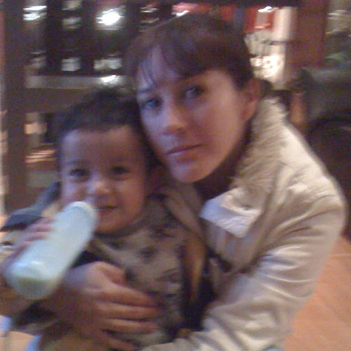 Kenia Hernandez Photo 17