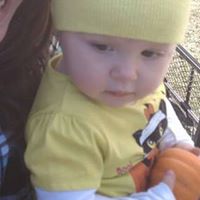 Elliot Howard Photo 21