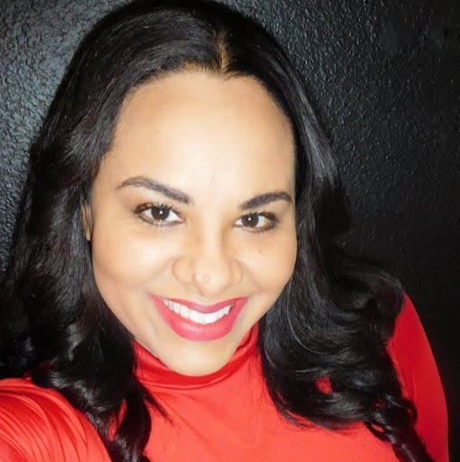 Jennifer Hayes Photo 50