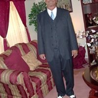 Johnny Lewis Photo 40