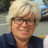 Laurie White Photo 21