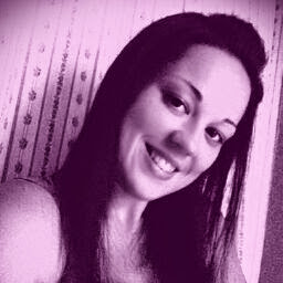 Sara Kirkland Photo 21