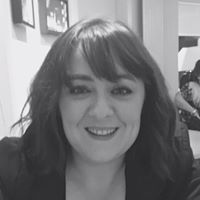 Julia Shepherd Photo 21