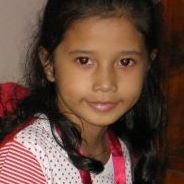 Julia Peralta Photo 11