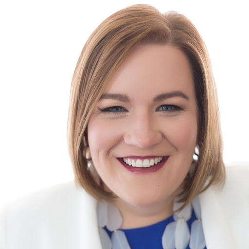 Michelle Mccullough Photo 30