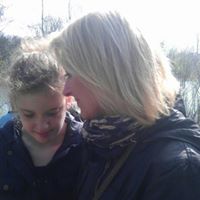 Julie Slater Photo 22