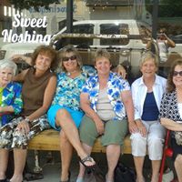 Julie Randall Photo 6