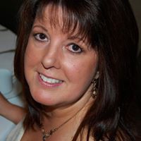 Laura Crabtree Photo 33