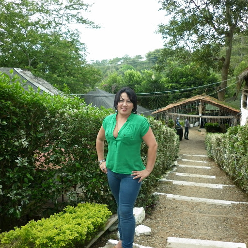 Teresa Amaya Photo 5
