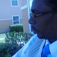 Lewis Robinson Photo 11