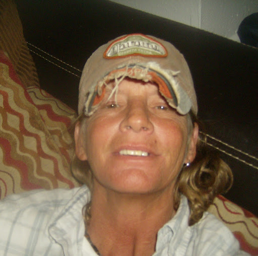 Paula Brewer Photo 15