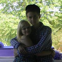 Kelsey Roberts Photo 21