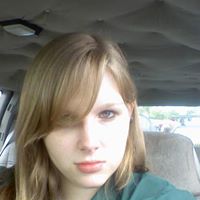 Julia Ritchie Photo 12