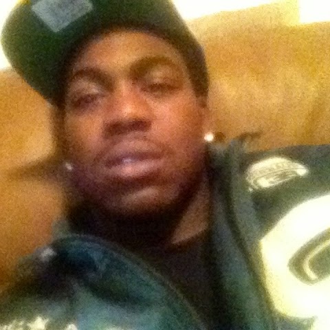 Anthony Reynolds Photo 33