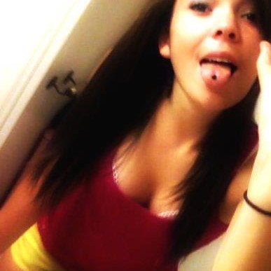 Danielle Garland Photo 11