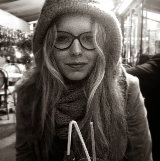 Julie Maurer Photo 14