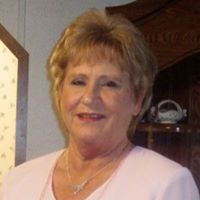 Dianne Rich Photo 7
