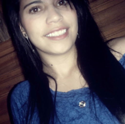 Angie Torres Photo 15