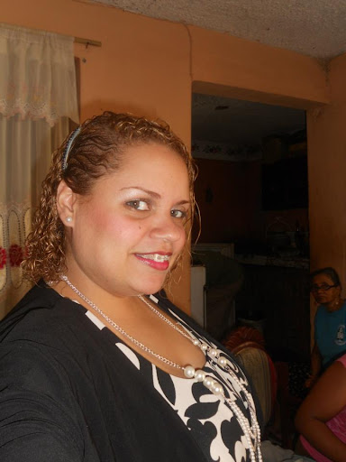 Jennifer Cabrera Photo 12