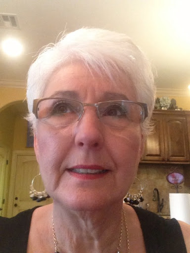 Sandra Wade Photo 14