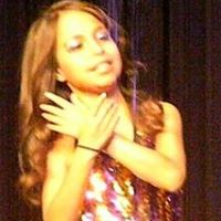 Destiny Cruz Photo 32