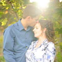 Laura Gardner Photo 39