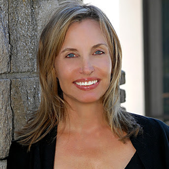 Julie Knight Photo 11 Julie Knight Photo 11