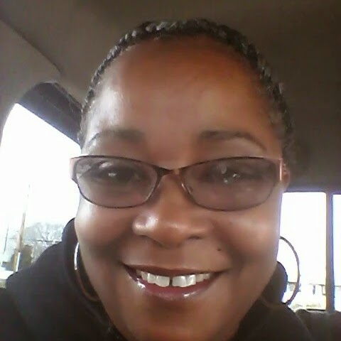 April Taylor Photo 33