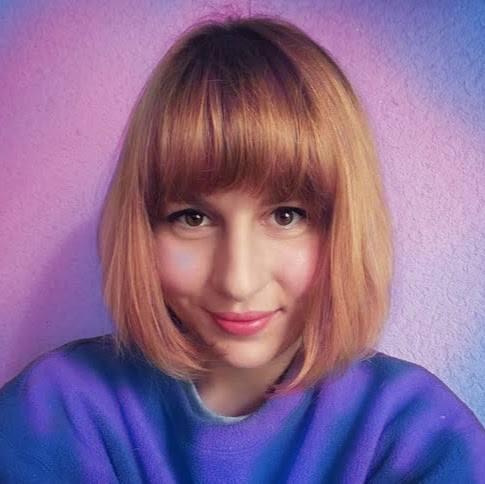 Stephanie Stuart Photo 18