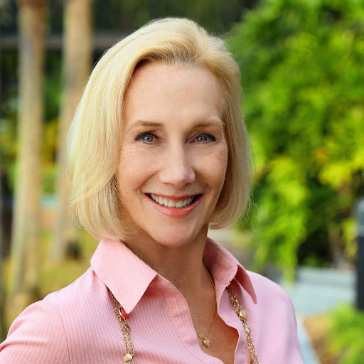 Connie Garrison Photo 26