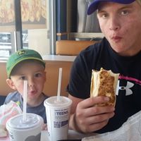 Laura Kramer Photo 24