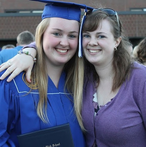 Julie Pickett Photo 15