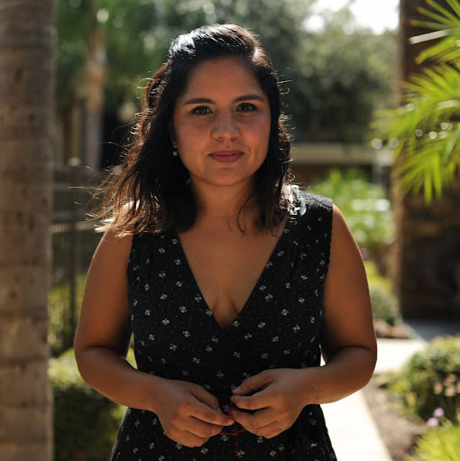 Ana Arellano Photo 28