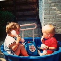 Julian Steen Photo 6