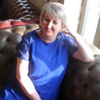 Julia Cartwright Photo 35