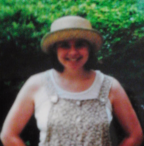 Marilyn Cooper Photo 26