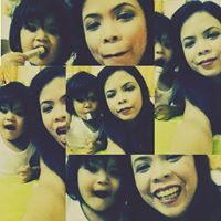 Stacy Santos Photo 9