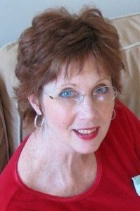 Linda Phipps Photo 34
