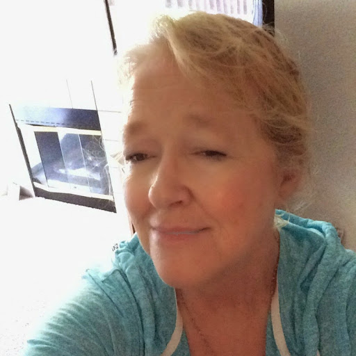 Kim Winters Photo 30