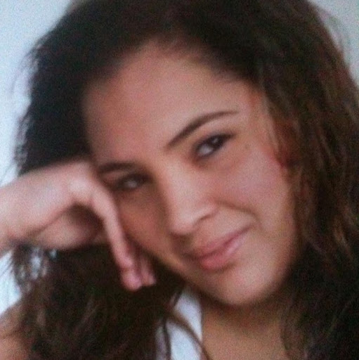 Jennifer Leon Photo 9