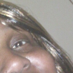 Roslyn Robinson Photo 37