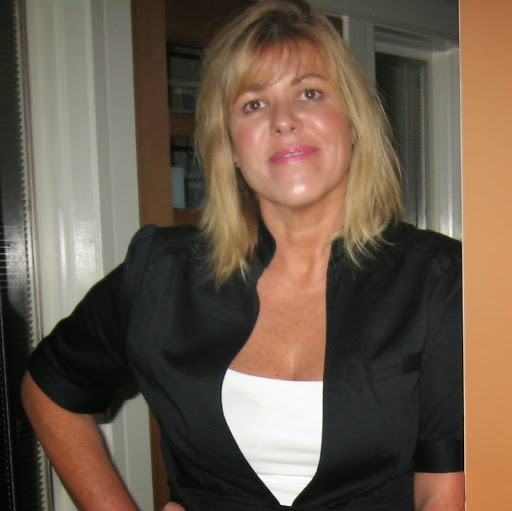 Cindy Barton Photo 17