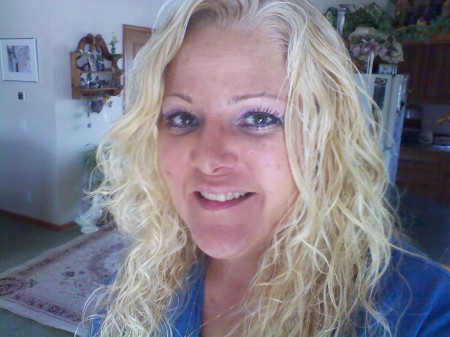 Angela Greene Photo 14