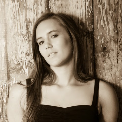 Megan Palmer Photo 7