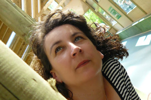 Lorraine Roberts Photo 36