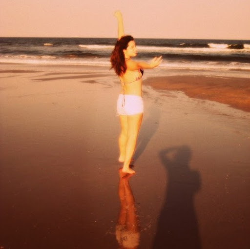 Alicia Barnes Photo 10 Alicia Barnes Photo 10