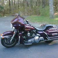 Julie Hathaway Photo 14