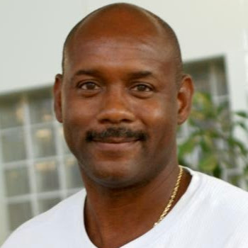 Mark Elmore Photo 17