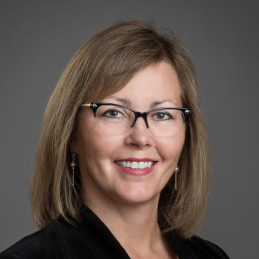 Kelly Swift Photo 40